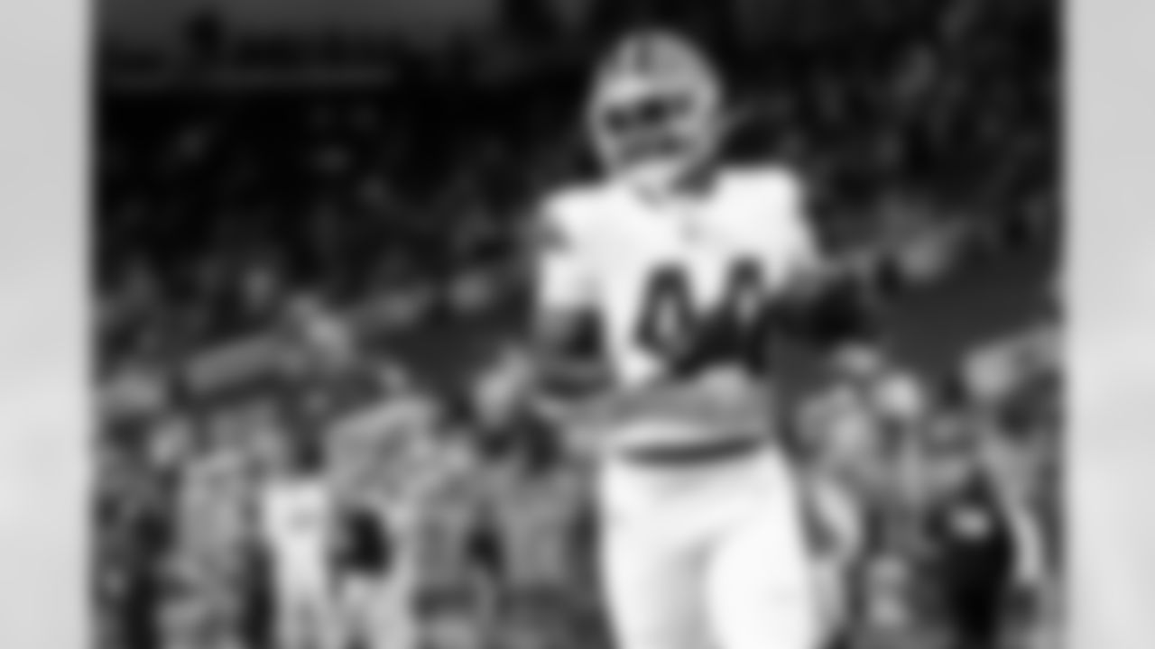 Tight end Harold Fannin Jr. (44) before a NFL football game between the Cleveland Browns and Detroit Lions on September 28, 2025 at Ford Field. The Browns lost 10-34.