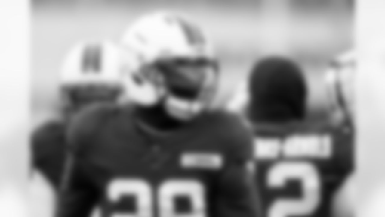 Cornerback Dee Williams (29) during practice at CrossCountry Mortgage Campus on November 19, 2025.