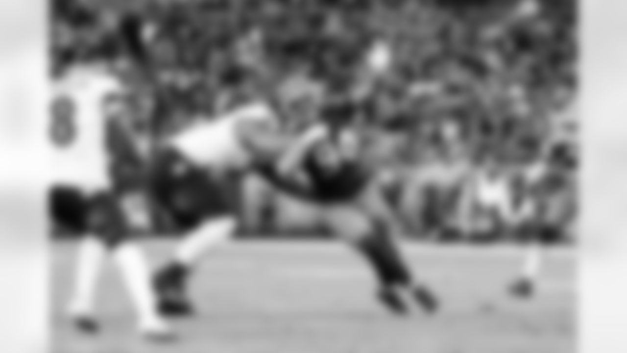 Defensive tackle Mason Graham (94) during a NFL football game between the Baltimore Ravens and Cleveland Browns on November 16, 2025 at Huntington Bank Field. The Browns lost 16-23.