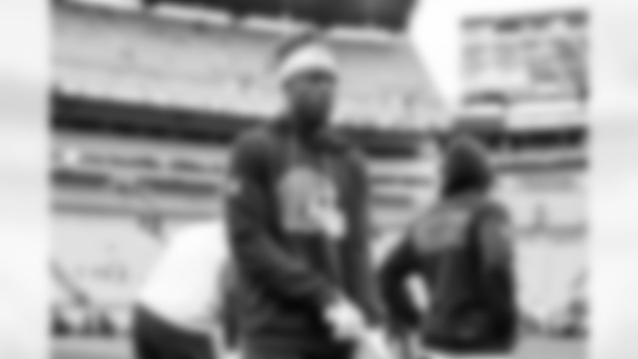 Wide receiver Jerry Jeudy (3) before a NFL football game between the Cleveland Browns and Pittsburgh Steelers on October 12, 2025 at Acrisure Stadium.