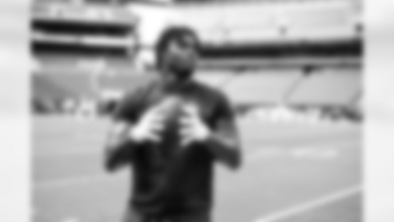 Tight end Harold Fannin Jr. (88) before a preseason NFL football game between the Cleveland Browns and Philadelphia Eagles on August 16, 2025 at Lincoln Financial Field.