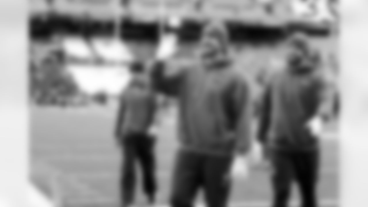 Tight end Blake Whiteheart (86) before a NFL football game between the Baltimore Ravens and Cleveland Browns on November 16, 2025 at Huntington Bank Field.