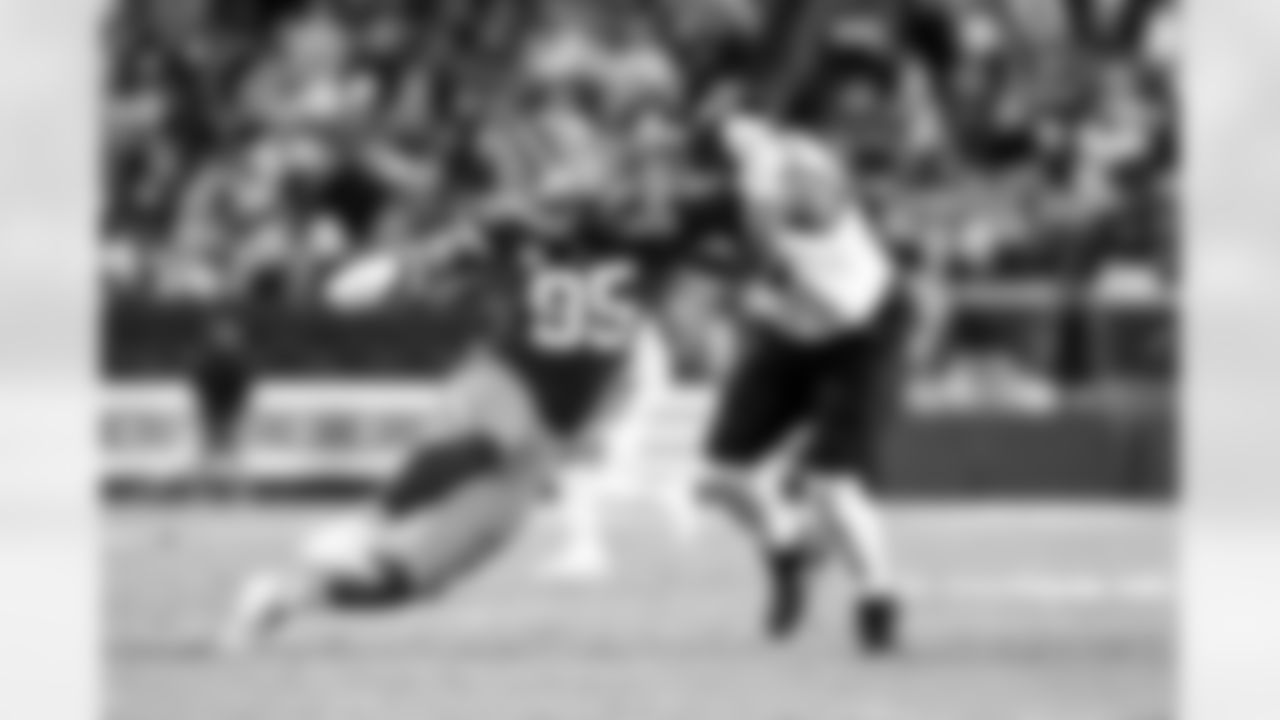 Defensive end Myles Garrett (95) during a NFL football game between the Baltimore Ravens and Cleveland Browns on November 16, 2025 at Huntington Bank Field.