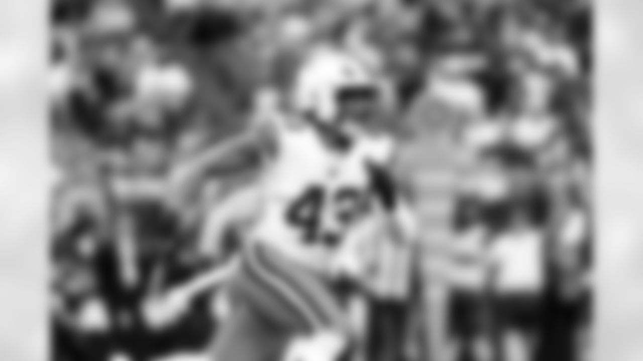 Linebacker Mohamoud Diabate (43) during a NFL football game between the Cleveland Browns and Las Vegas Raiders on November 23, 2025 at Allegiant Stadium.