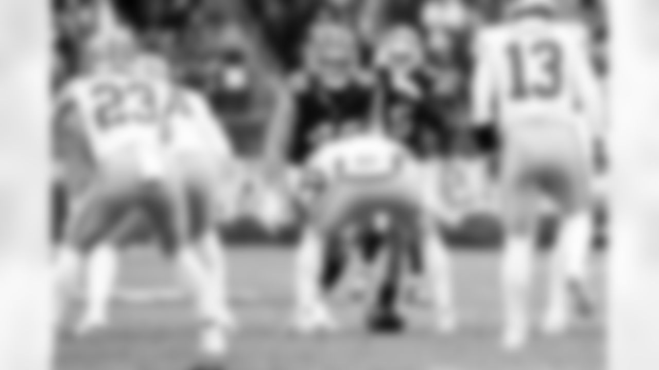 Linebacker Carson Schwesinger (49) during a NFL football game between the San Francisco 49ers and Cleveland Browns on November 30, 2025 at Huntington Bank Field.
