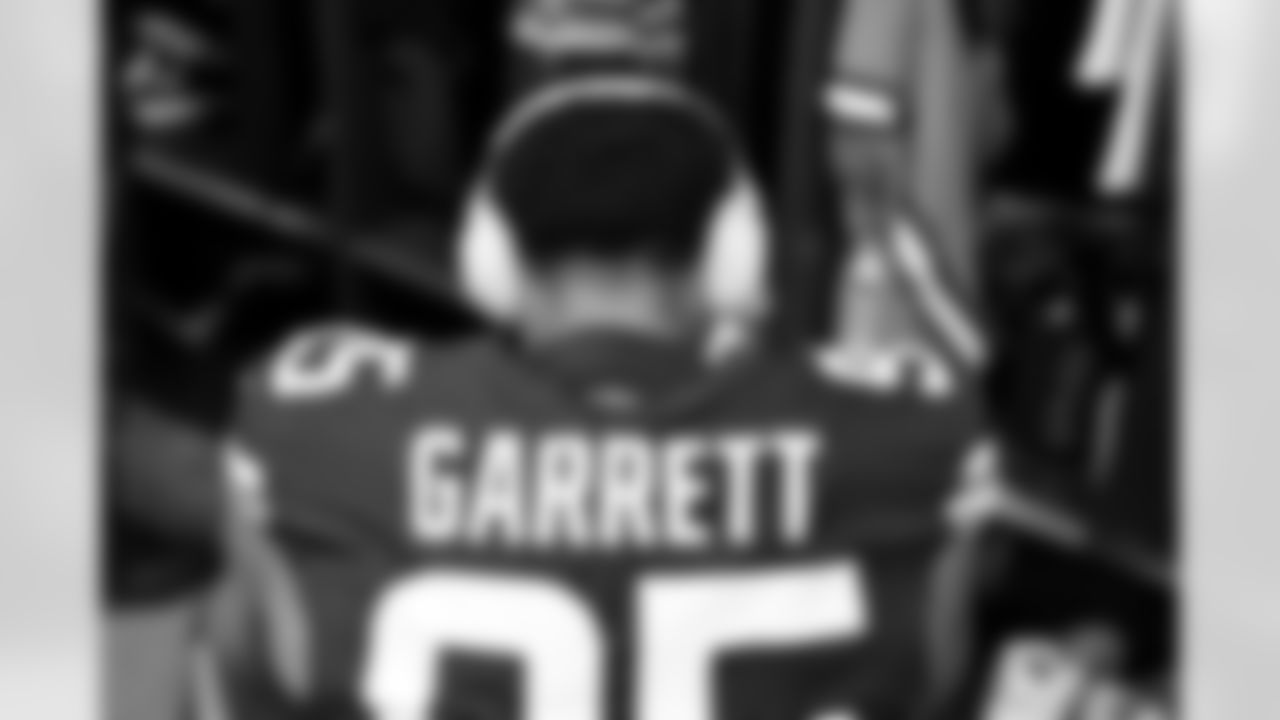 Defensive end Myles Garrett (95) before a NFL football game between the Pittsburgh Steelers and Cleveland Browns on December 28, 2025 at Huntington Bank Field.