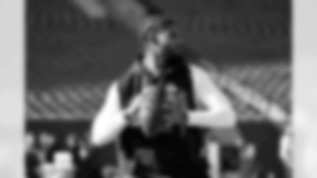 Quarterback Shedeur Sanders (12) before a NFL football game between the Cleveland Browns and Cincinnati Bengals on January 4, 2026 at Paycor Stadium.