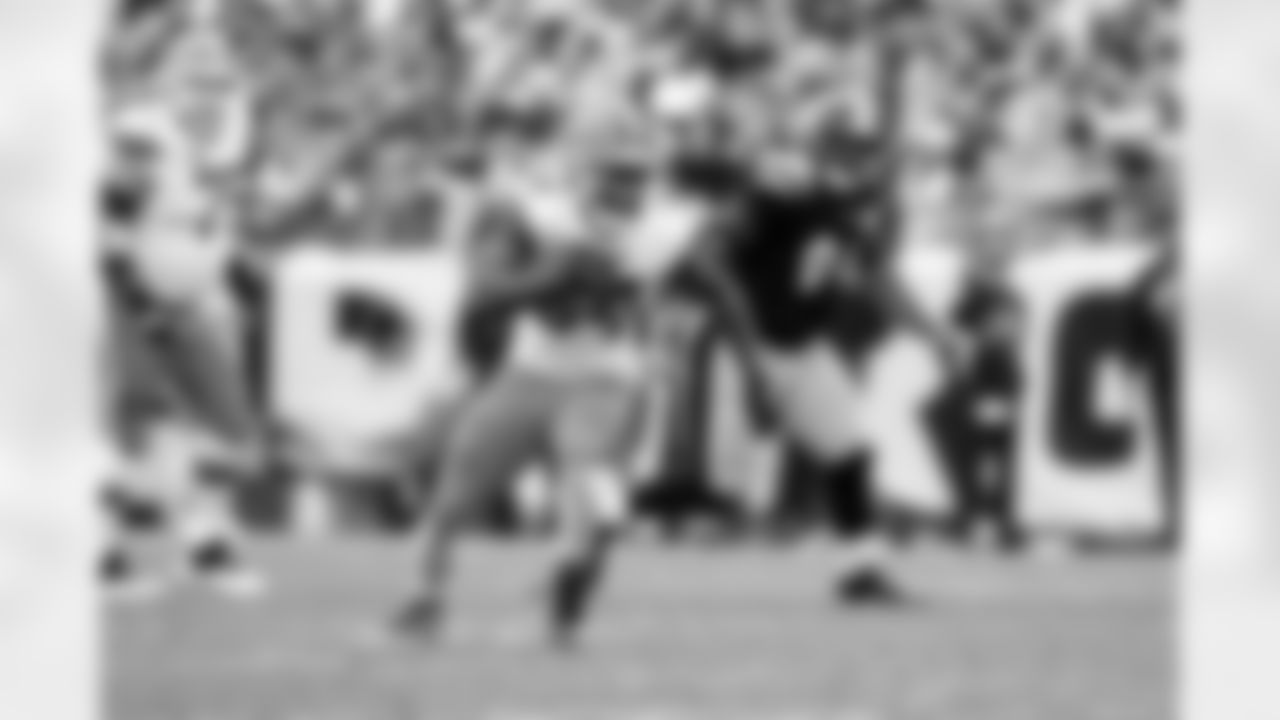 Running back Jerome Ford (34) during a NFL football game between the Cleveland Browns and Pittsburgh Steelers on October 12, 2025 at Acrisure Stadium.