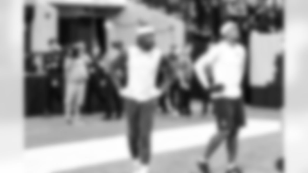 Wide receiver Jerry Jeudy (3) and Wide receiver Cedric Tillman (19) before a NFL football game between the Cleveland Browns and Las Vegas Raiders on November 23, 2025 at Allegiant Stadium.