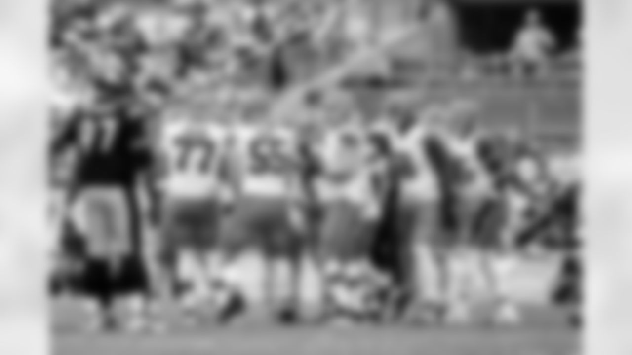 The offense during a NFL football game between the Cleveland Browns and Pittsburgh Steelers on October 12, 2025 at Acrisure Stadium.