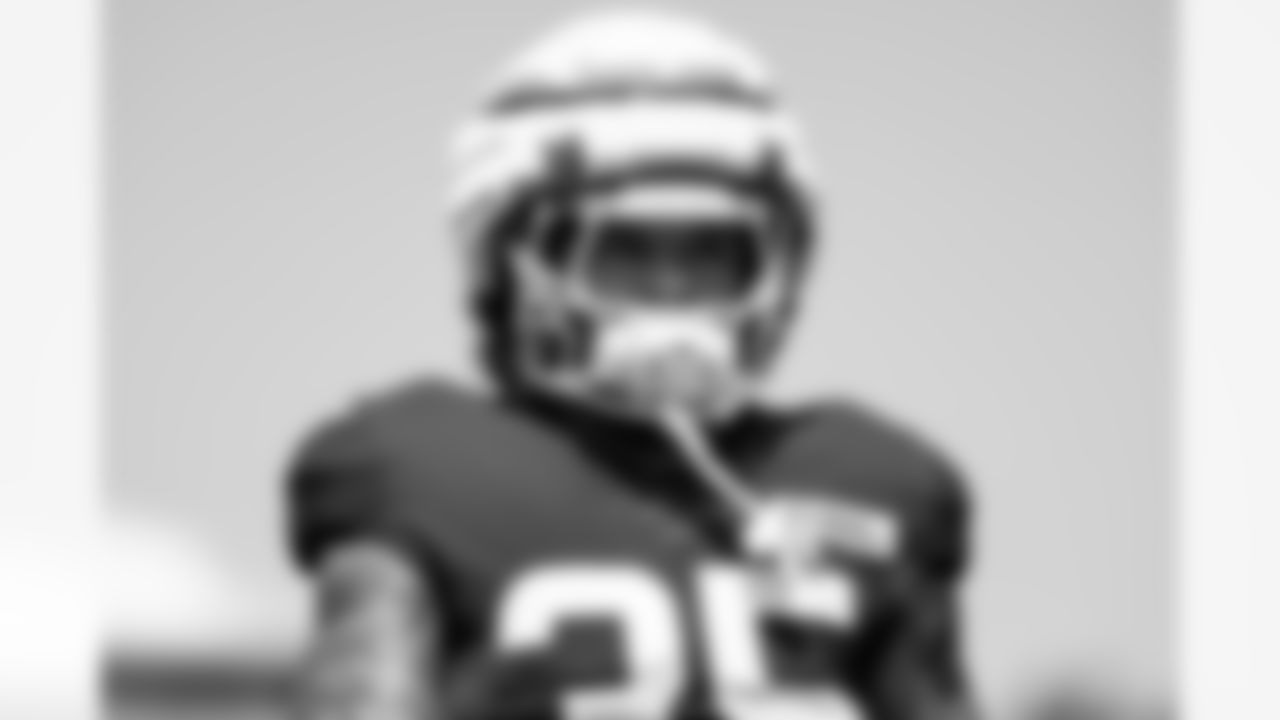 Running back Toa Taua (35) during Day 8 of Training Camp at CrossCountry Mortgage Campus on August 1, 2025.