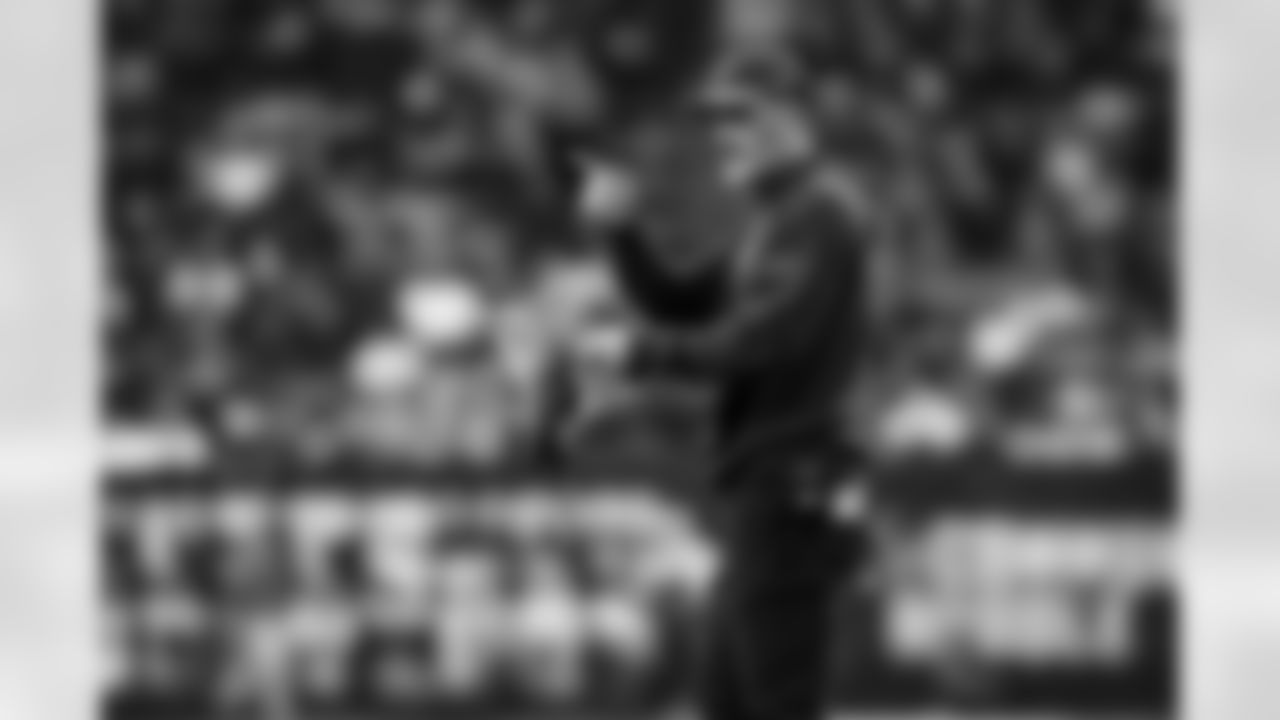 Head Coach Kevin Stefanski during a NFL football game between the Cleveland Browns and Houston Texans on December 24, 2023 at NRG Stadium.