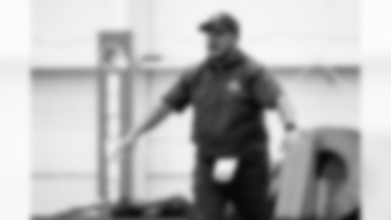 Safeties Coach Ephraim Banda during fieldwork in Phase II of the offseason at CrossCountry Mortgage Campus on May 15, 2025.