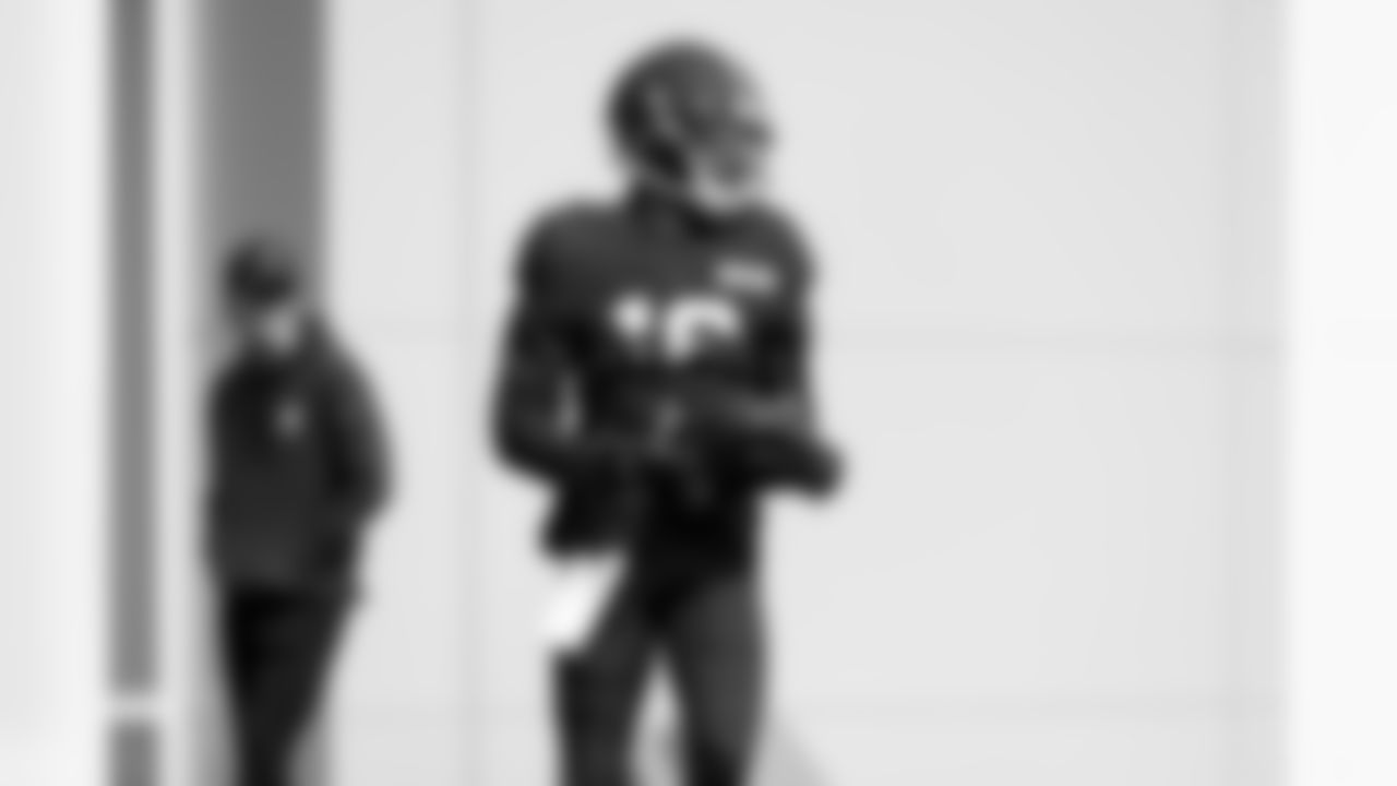 Wide receiver Isaiah Bond (16) during practice at CrossCountry Mortgage Campus on October 15, 2025.