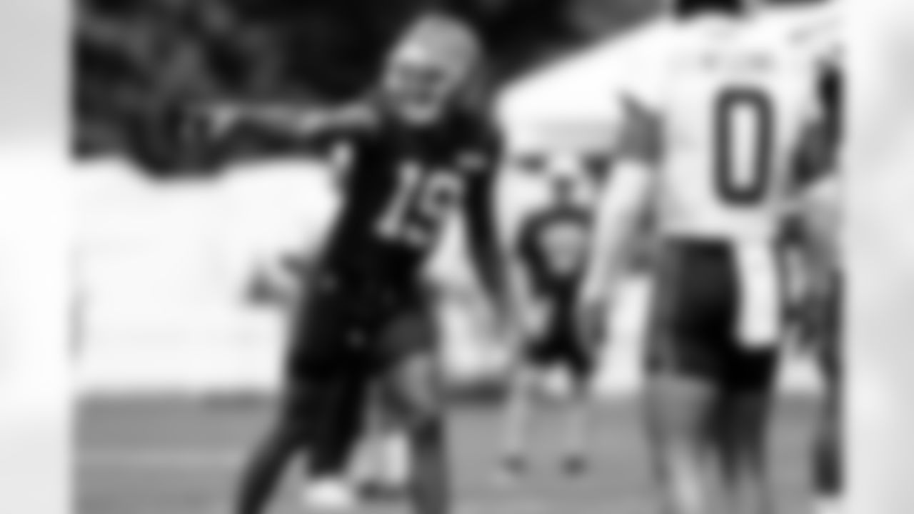 Wide receiver Cedric Tillman (19)
