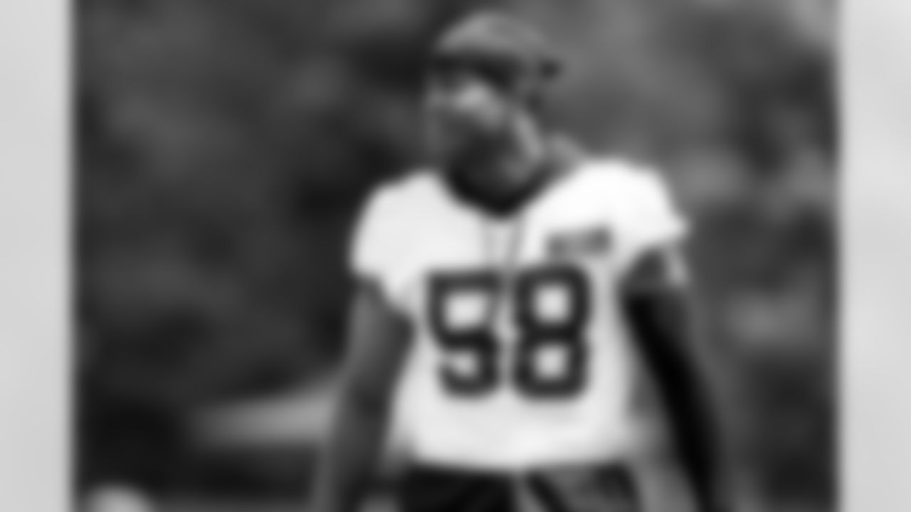 Linebacker Jordan Hicks (58) during the first day of mandatory minicamp at CrossCountry Mortgage Campus on June 10, 2025.