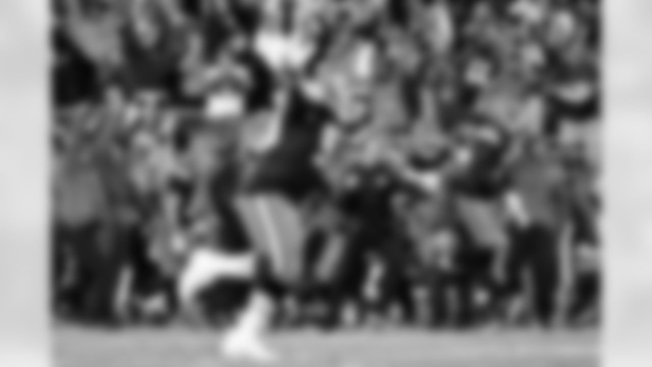 Defensive Coordinator Jim Schwartz during a NFL football game between the Baltimore Ravens and Cleveland Browns on November 16, 2025 at Huntington Bank Field.