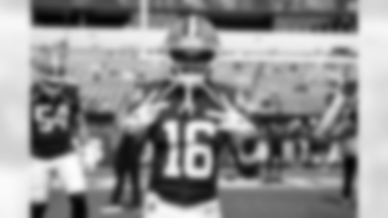 Wide receiver Diontae Johnson (16) before a preseason NFL football game between the Cleveland Browns and Philadelphia Eagles on August 16, 2025 at Lincoln Financial Field.