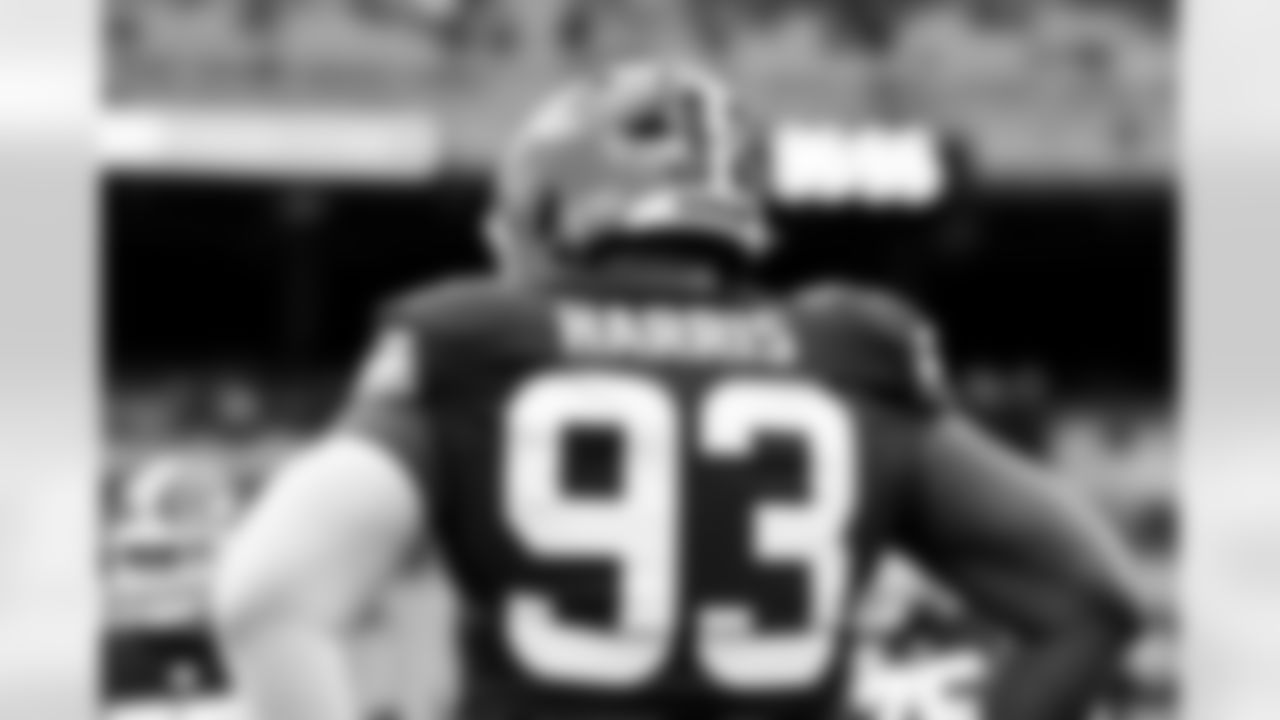 Defensive tackle Shelby Harris (93) before a NFL football game between the Baltimore Ravens and Cleveland Browns on November 16, 2025 at Huntington Bank Field.