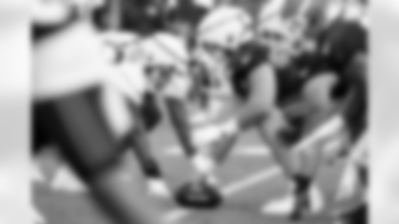 Defensive end Alex Wright (91) during Day 6 of Training Camp at CrossCountry Mortgage Campus on July 29, 2025.