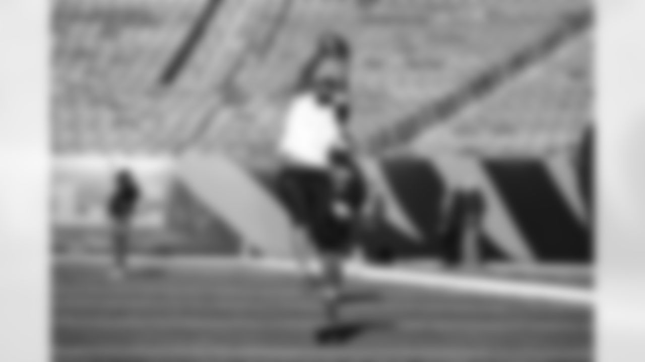 Wide receiver Malachi Corley (83) before a NFL football game between the Cleveland Browns and Cincinnati Bengals on January 4, 2026 at Paycor Stadium.