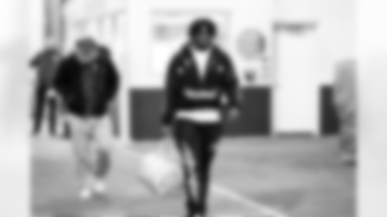 Tight end Harold Fannin Jr. (44) before a NFL football game between the Cleveland Browns and Cincinnati Bengals on January 4, 2026 at Paycor Stadium.