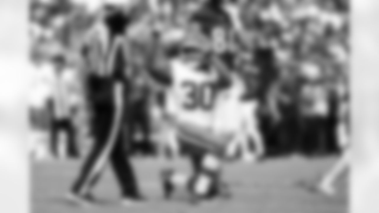 Linebacker Devin Bush (30) during a NFL football game between the Cleveland Browns and Baltimore Ravens on September 14, 2025 at M&T Bank Stadium. The Browns lost 17-41.