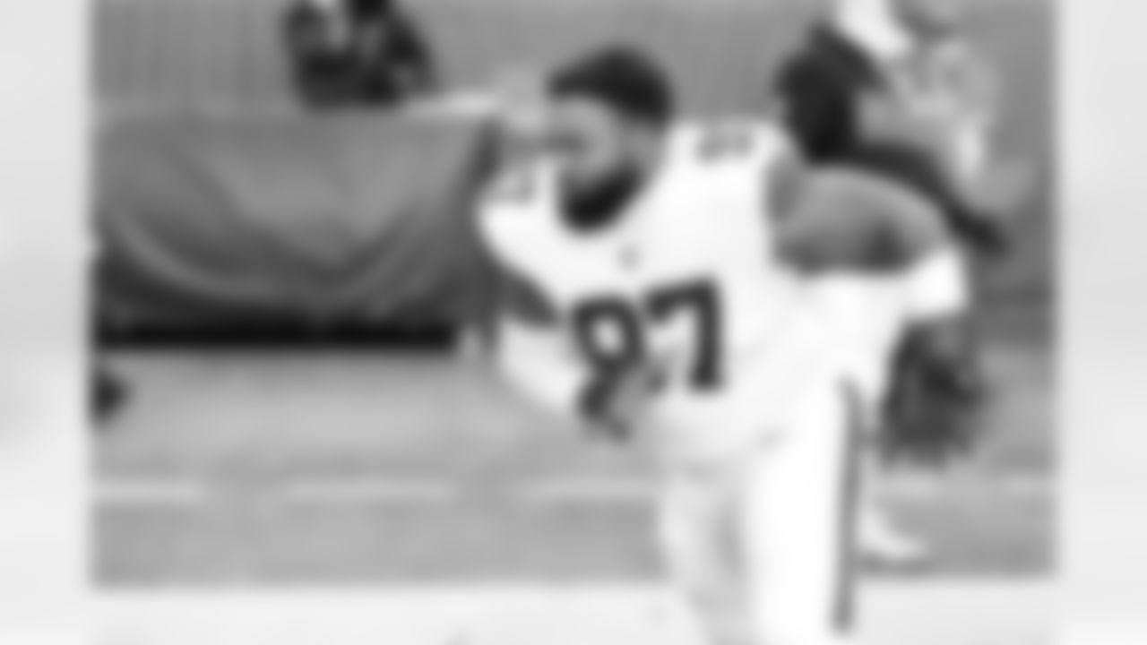 Defensive tackle Maurice Hurst II (97) before a NFL football game between the Cleveland Browns and Chicago Bears on December 14, 2025 at Soldier Field.