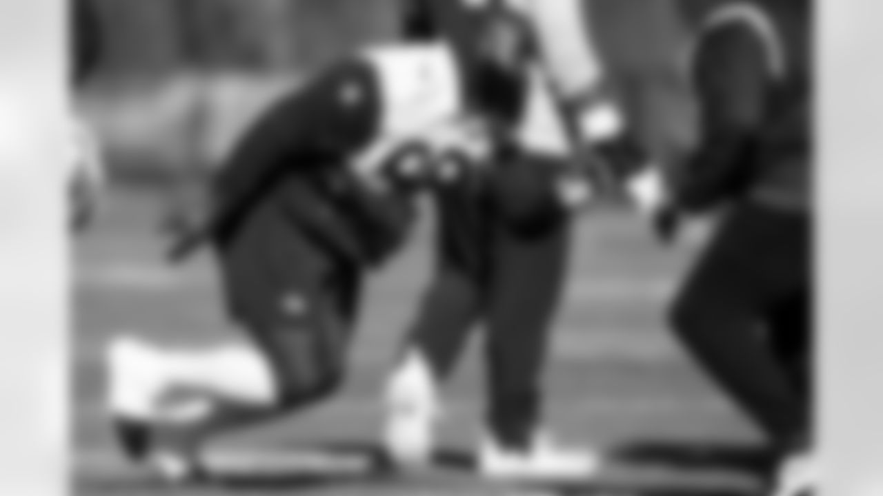 Defensive tackle Maliek Collins (96) during practice at CrossCountry Mortgage Campus on November 13, 2025.