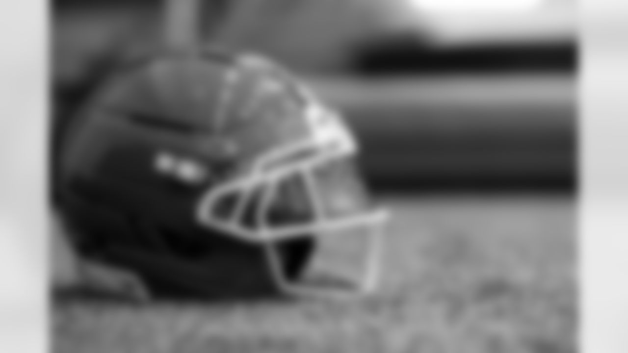 A helmet during practice at CrossCountry Mortgage Campus on December 31, 2025.