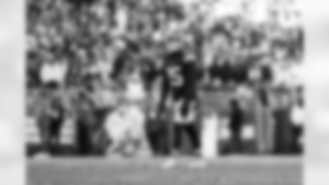 Kicker Andre Szmyt (25) during a NFL football game between the Buffalo Bills and Cleveland Browns on December 21, 2025 at Huntington Bank Field.