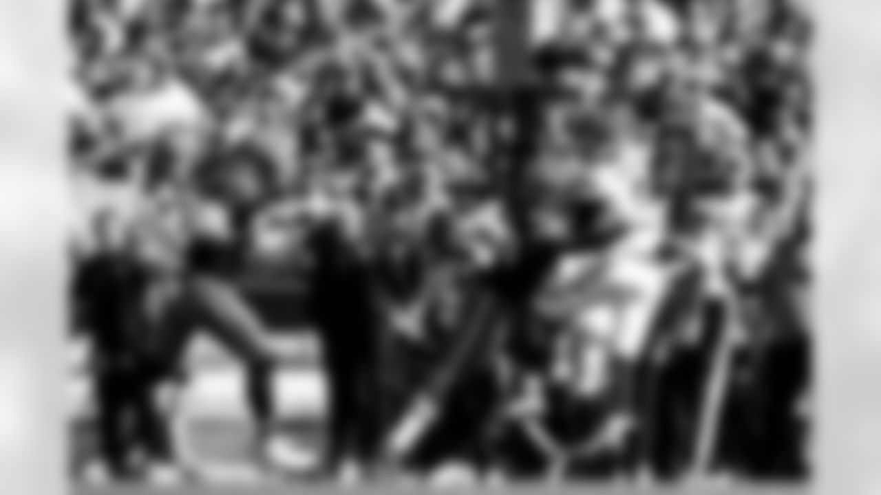 Linebacker Devin Bush (30) during a NFL football game between the Cincinnati Bengals and Cleveland Browns on September 7, 2025 at Huntington Bank Field. The Browns lost 16-17.