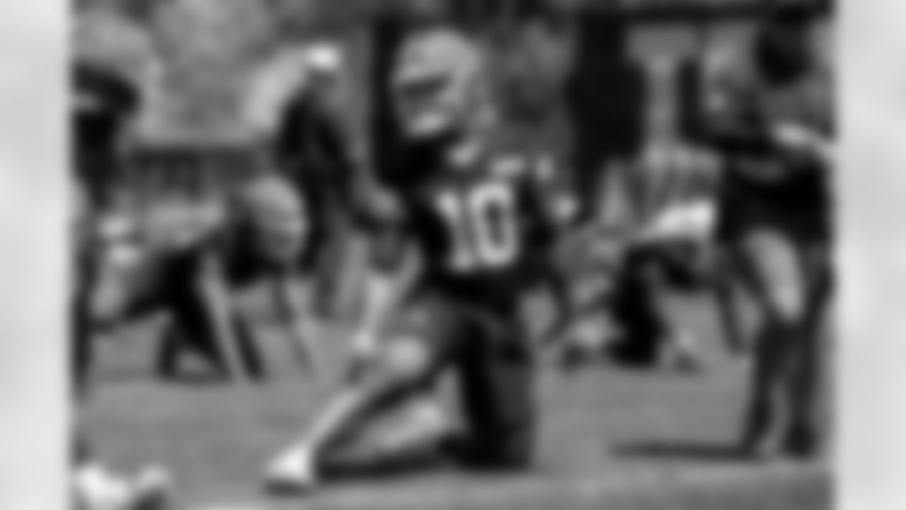 Running back Quinshon Judkins (10) during fieldwork on the second day of Rookie Minicamp at CrossCountry Mortgage Campus on May 10, 2025.