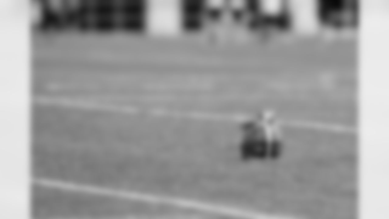 A helmet during the fourth day of OTAs at CrossCountry Mortgage Campus on June 3, 2025.