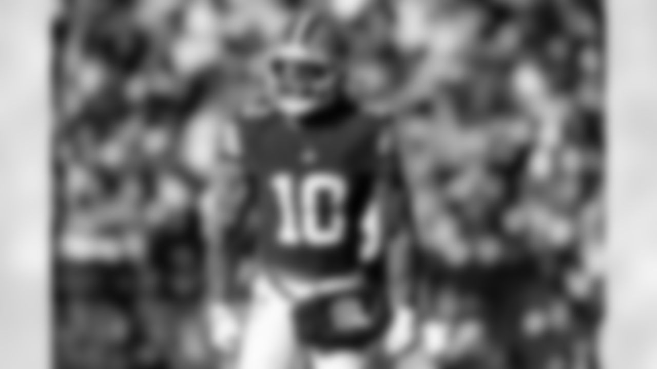 Running back Quinshon Judkins (10) during a NFL football game between the Buffalo Bills and Cleveland Browns on December 21, 2025 at Huntington Bank Field. The Browns lost 20-23.