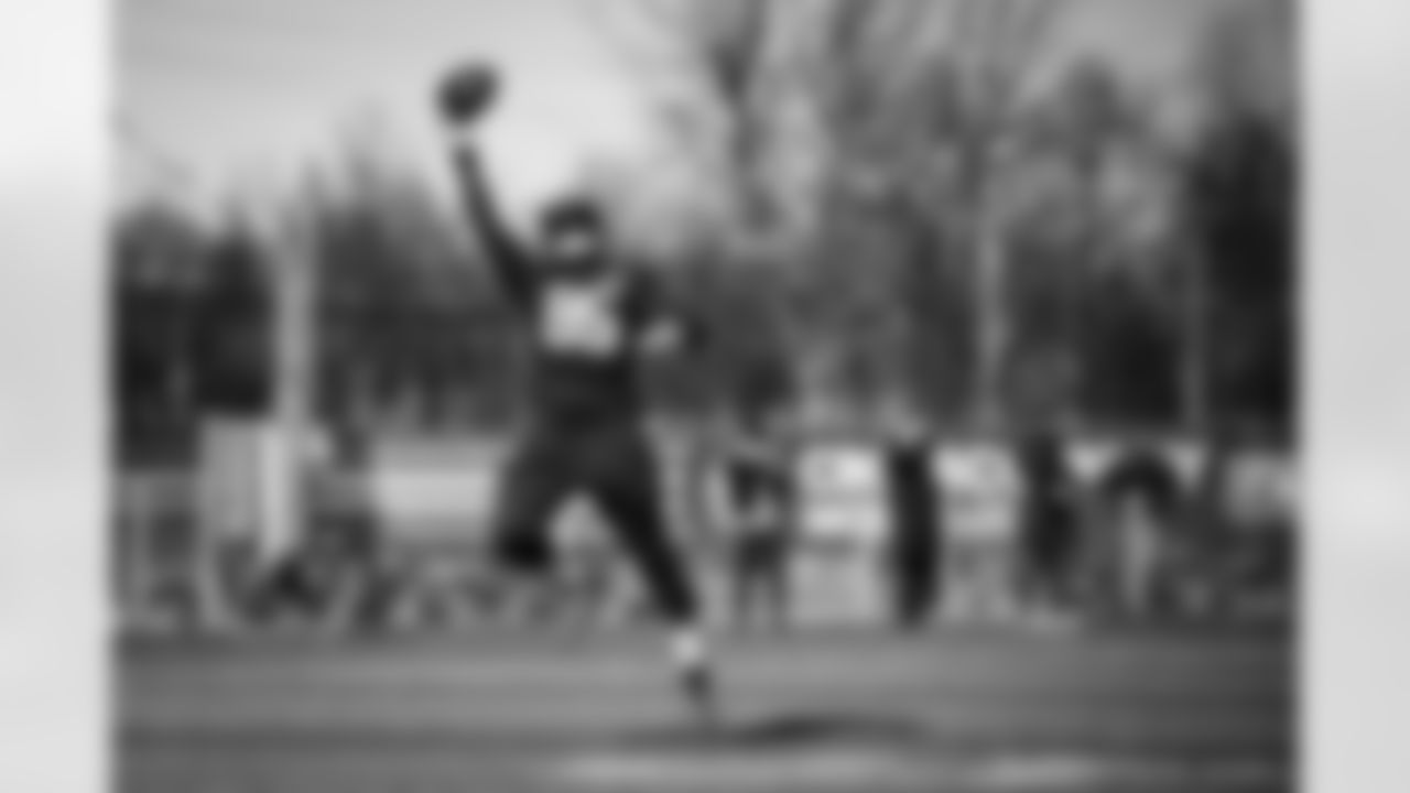 Tight end David Njoku (85) during practice at CrossCountry Mortgage Campus on December 15, 2023.