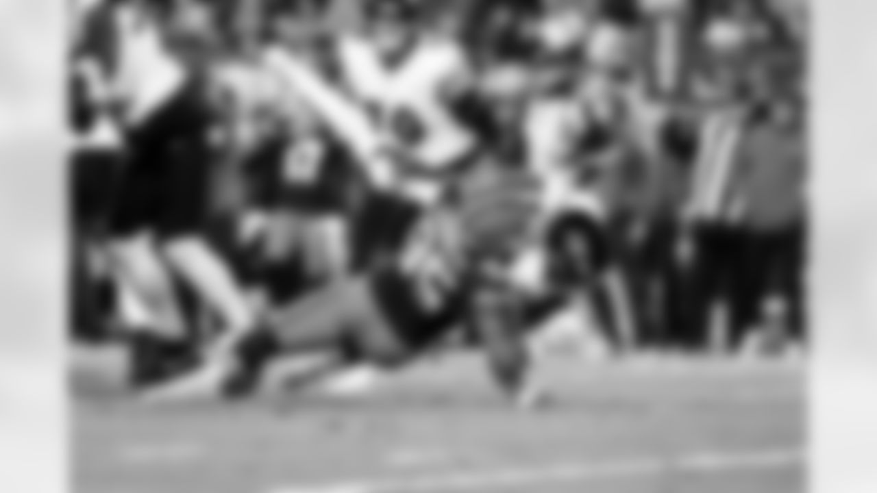 Defensive end Myles Garrett (95) during a NFL football game between the Baltimore Ravens and Cleveland Browns on November 16, 2025 at Huntington Bank Field.