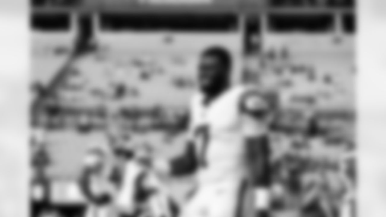 Quarterback Tyler Huntley (7) before a preseason NFL football game between the Cleveland Browns and Carolina Panthers on August 8, 2025 at Bank of America Stadium.