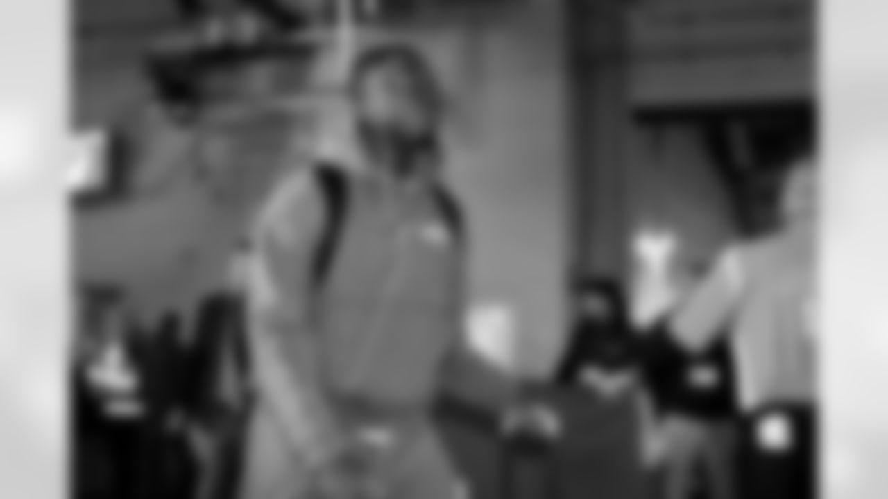 Safety Christopher Edmonds (41) before a NFL football game between the Cleveland Browns and New York Jets on November 9, 2025 at MetLife Stadium.