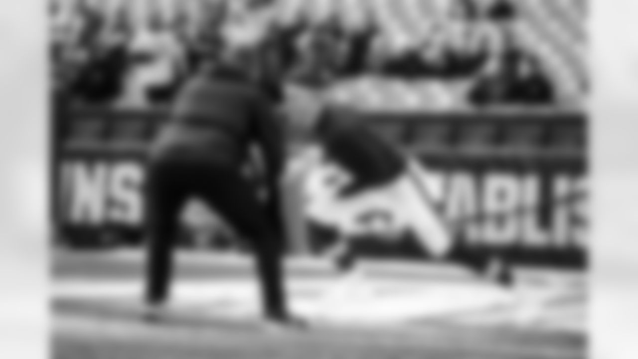 Defensive end Cameron Thomas (99) before a NFL football game between the Buffalo Bills and Cleveland Browns on December 21, 2025 at Huntington Bank Field.