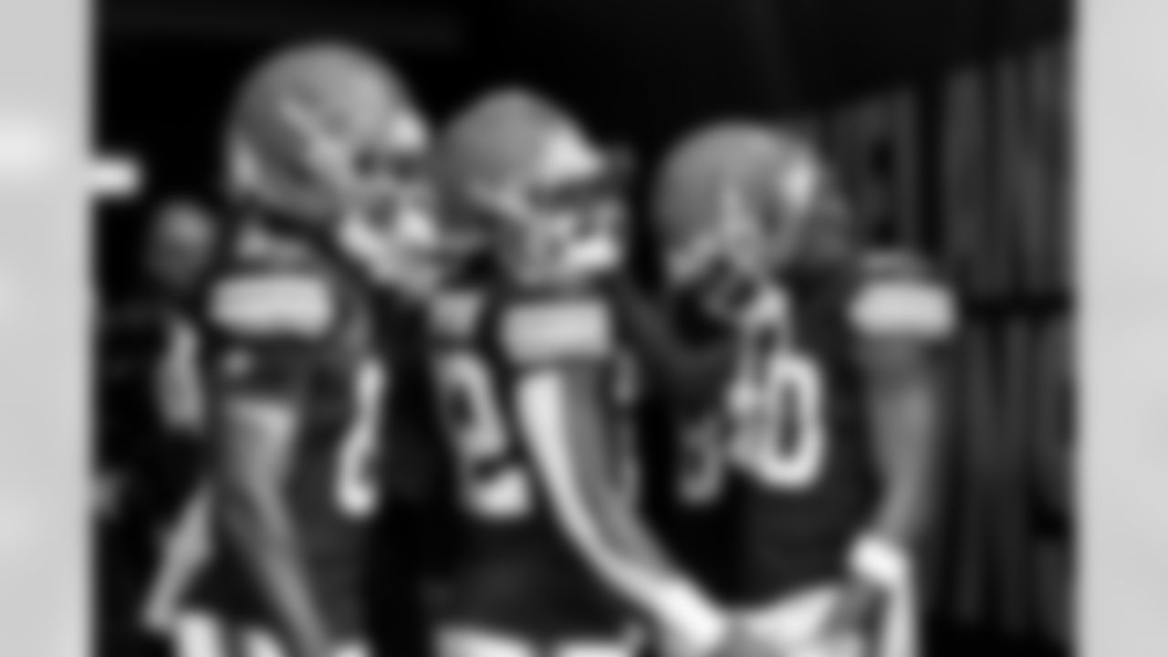 Wide receiver Malachi Corley (83), Running back Dylan Sampson (22), and Wide receiver Jamari Thrash (80) before a NFL football game between the Minnesota Vikings and Cleveland Browns on October 5, 2025 at Tottenham Hotspur Stadium.