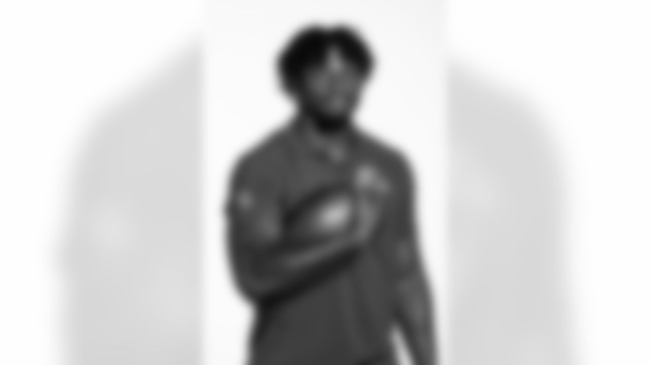 Browns third round pick Harold Fannin Jr. poses for a photo at CrossCountry Mortgage Campus during day three of the 2025 NFL Draft on April 26, 2025.