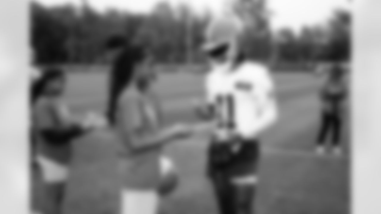 Stay in the Game! guests and Cornerback Tony Brown II (11) during the first day of OTAs at CrossCountry Mortgage Campus on May 27, 2025.