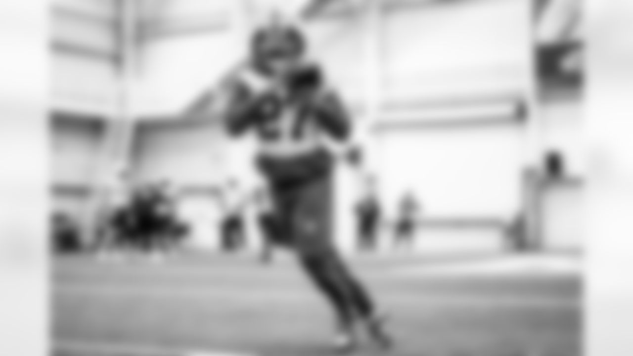 Running back D'Onta Foreman (27) during practice at CrossCountry Mortgage Campus on December 18, 2024.