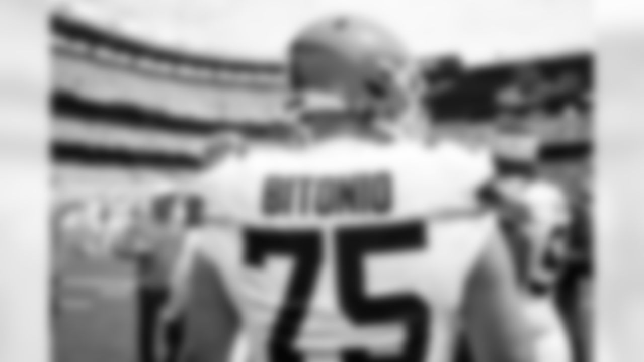 Offensive guard Joel Bitonio (75) before a preseason NFL football game between the Los Angeles Rams and Cleveland Browns on August 23, 2025 at Huntington Bank Field.