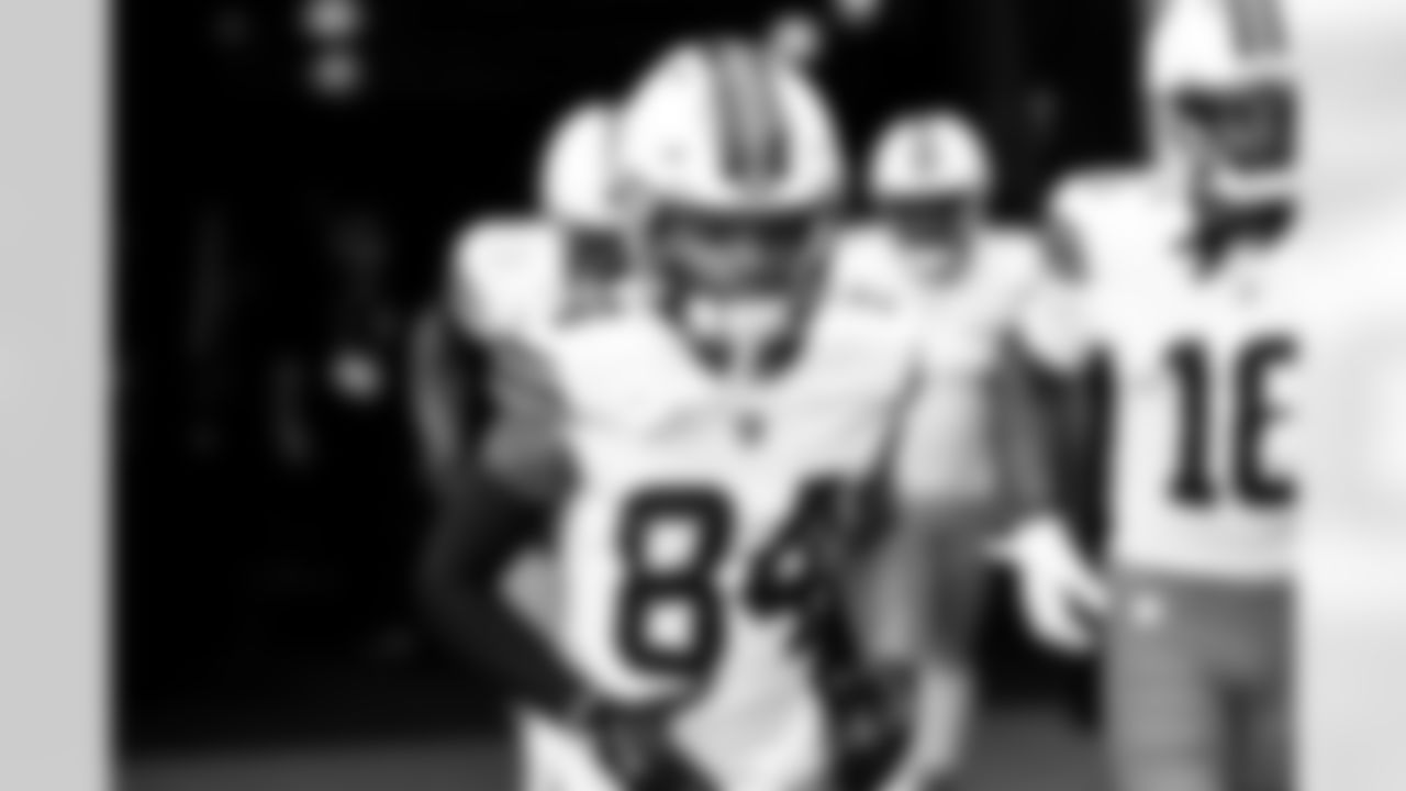 Wide receiver Gage Larvadain (84) before a NFL football game between the Cleveland Browns and Las Vegas Raiders on November 23, 2025 at Allegiant Stadium.