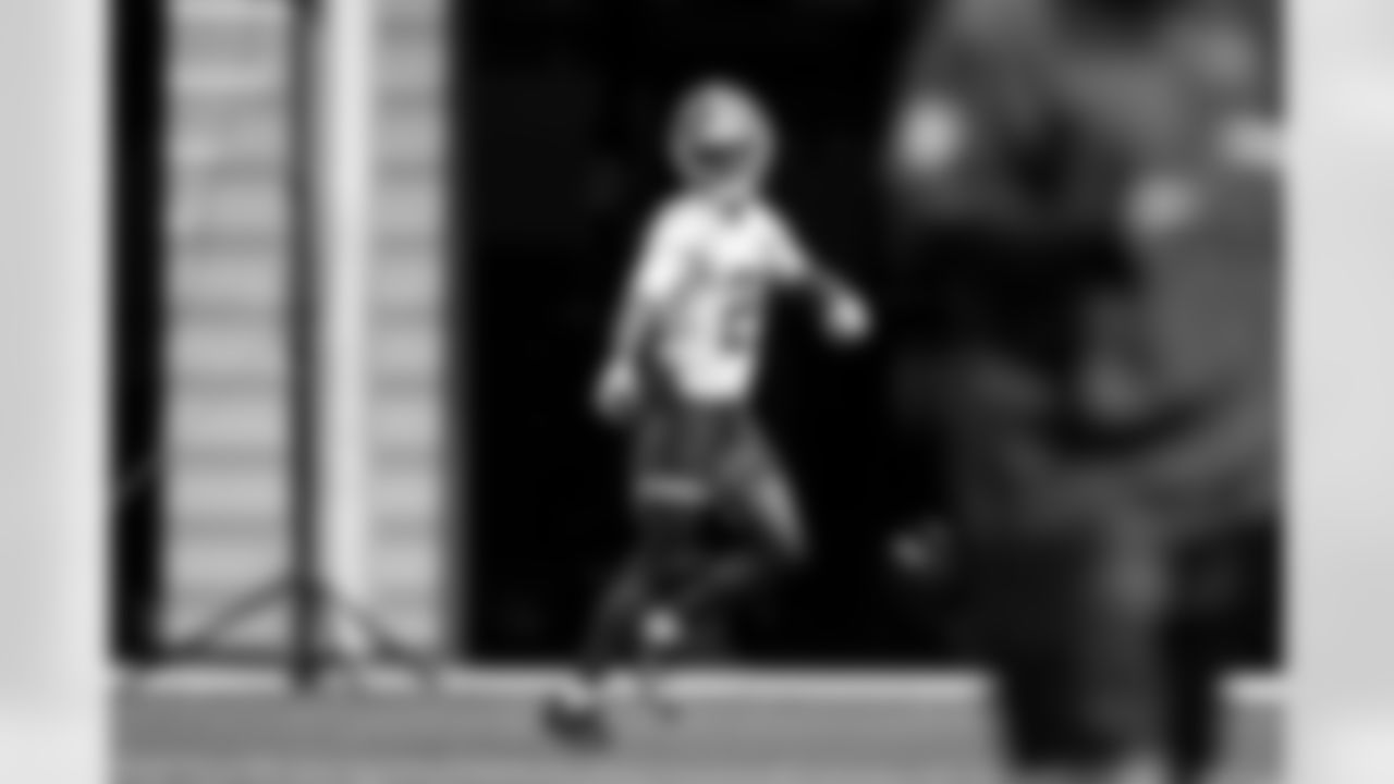 Cornerback Denzel Ward (21) during the third day of mandatory minicamp at CrossCountry Mortgage Campus on June 12, 2025.