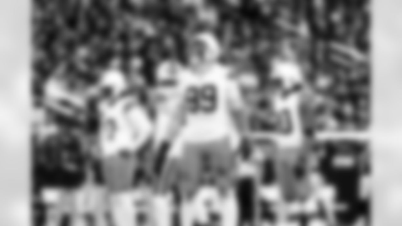 Defensive end Cameron Thomas (99) during a NFL football game between the Cleveland Browns and Las Vegas Raiders on November 23, 2025 at Allegiant Stadium.