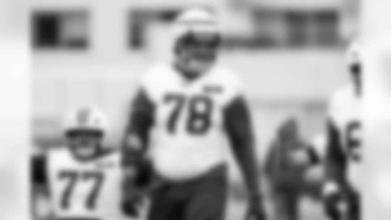 Offensive tackle Jack Conklin (78) during practice at CrossCountry Mortgage Campus on November 20, 2025.