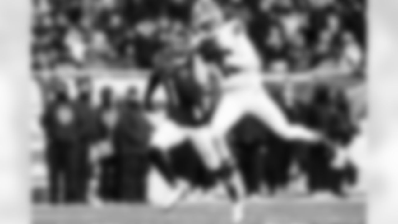 Wide receiver Isaiah Bond (16) during a NFL football game between the Cleveland Browns and Chicago Bears on December 14, 2025 at Soldier Field.